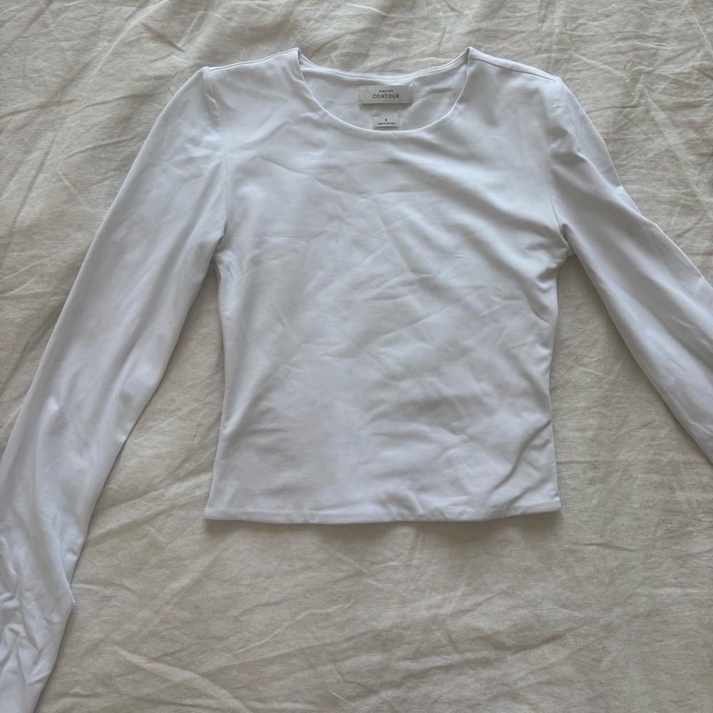 Aritzia contour waist length long sleeve
